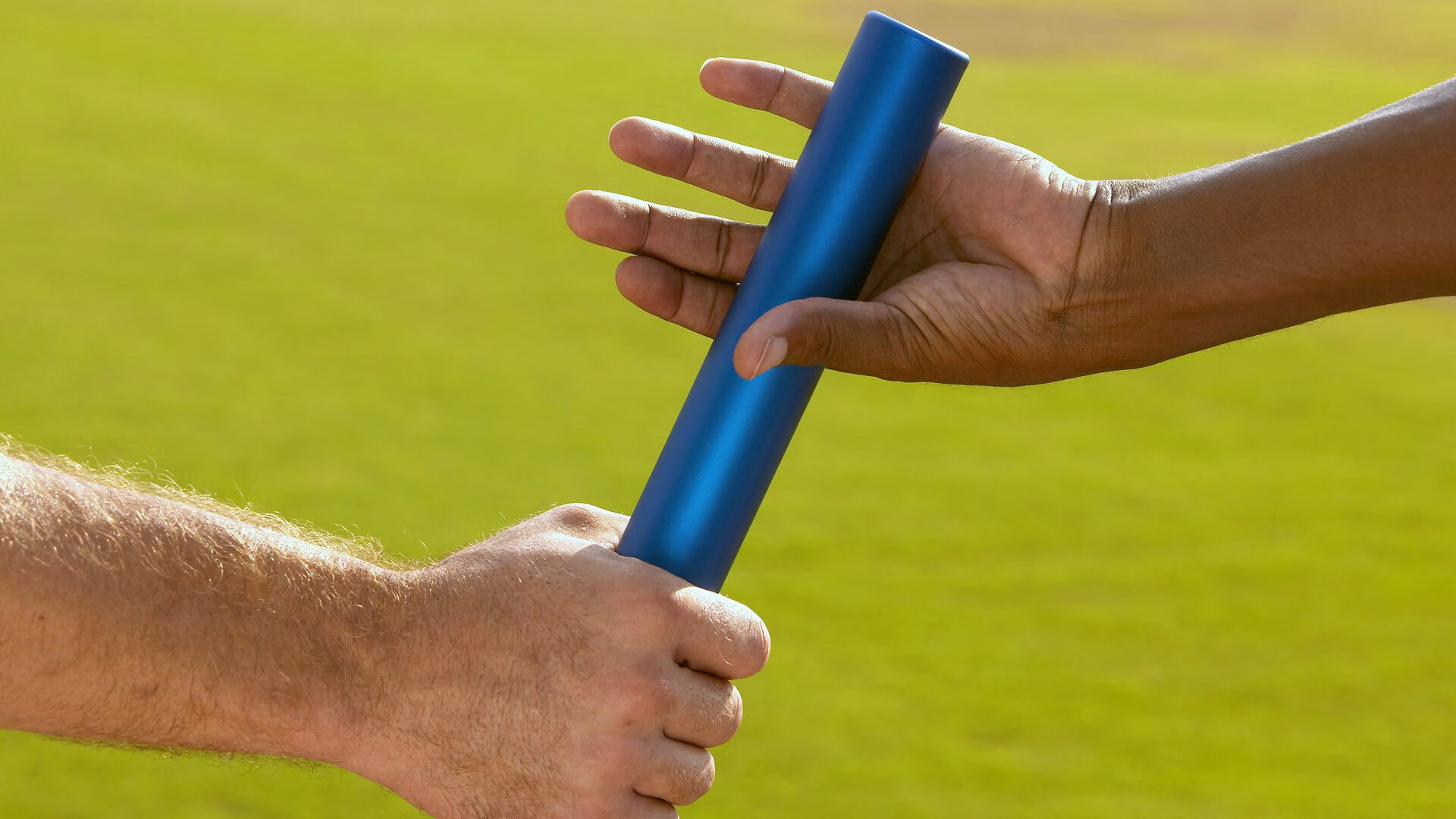 “攀岩与瑜伽柔韧结合训练赛” 完成一攀一伸展流程