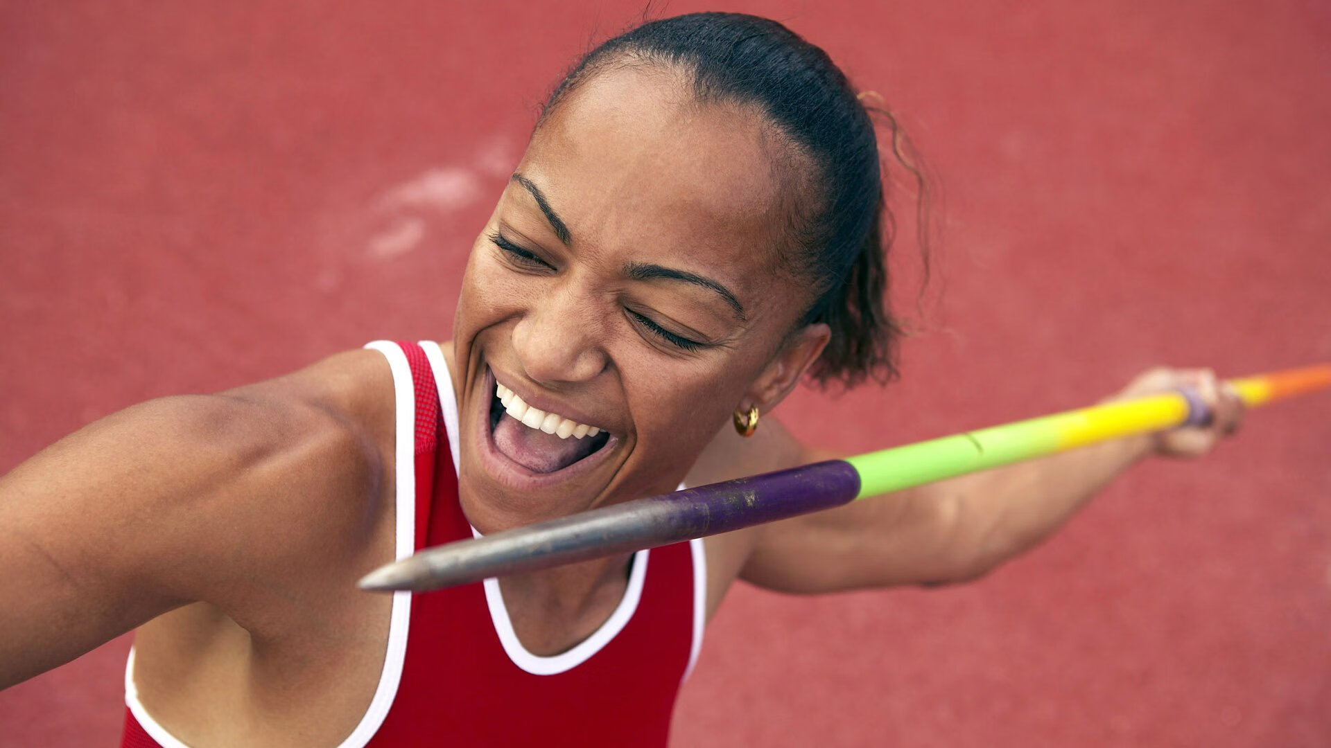 “骑行+爬楼创新两项赛” 从地面骑到楼底再爬楼